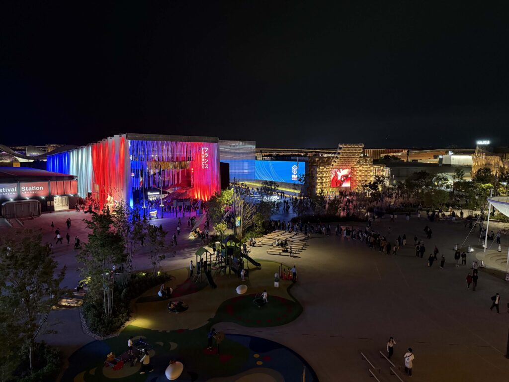 大阪関西万博の夜景