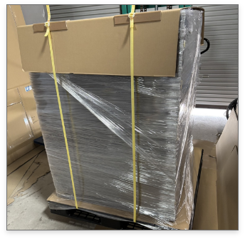 中空ポリカのパレット積み